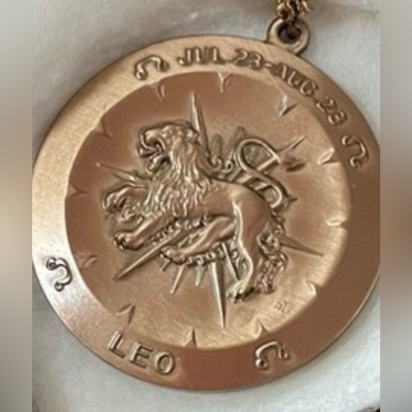Vintage LEO Zodiac Pendant Leo with Original Box
